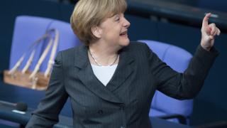 Меркел зове за борба с тероризма чрез засилване на следенето на комуникациите 