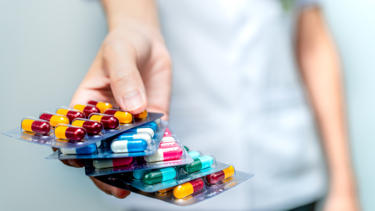 Лекарства от паралелен внос не могат да се получат с е-рецепта, макар да ги има в аптеката