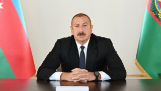 Илхам Алиев разписа 1 млн. долара помощ за украинския народ