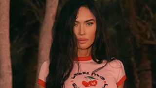 Традицията повелява че по това време на годината Sports Illustrated Swimsuit