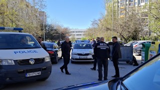 Мъж е задържан във връзка със случая с откритите човешки
