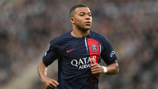 Фелипе Мело въпреки че е на 40 години все още