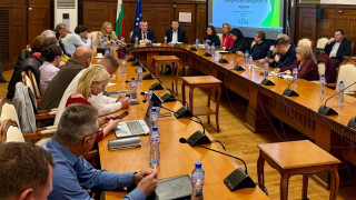 Министърът на земеделието и храните д р Георги Тахов проведе работна