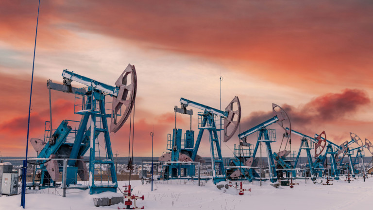 Лек спад в цената на петрола на световните пазари