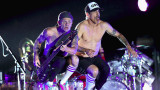 Red Hot Chili Peppers, новият албум Unlimited Love, видеоклипът "These Are the Ways" и звездата на Алеята на славата
