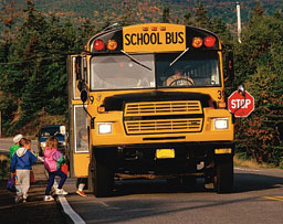 Масови проверки на автобуси, превозващи деца