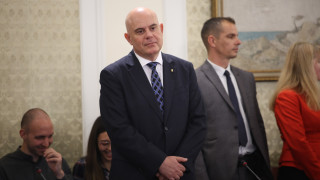 Главният прокурор Иван Гешев внесе искане за сваляне на имунитета