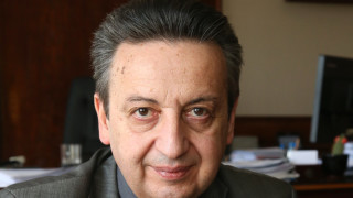 Подуправителят на БНБ Димитър Костов подава оставка