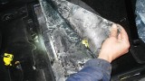 Митничари откриха 29 пакета хероин в пода на автомобил