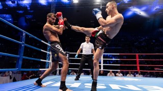 На 25 ноември бойната арена на ще бъде мястото където