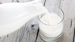  Цените на млякото в световния лидер при производството на млечни продукти скочиха с 15%