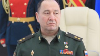 Починал е командващият руската армия, уволнен заради неуспехите в Украйна