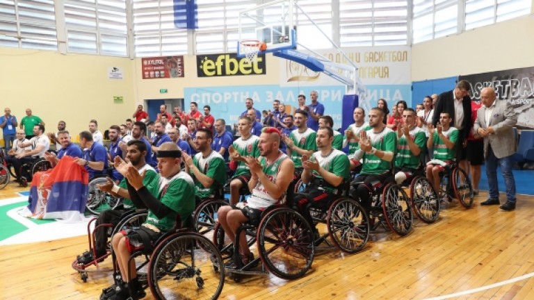 "Колелото на живота" е 30-минутен документален филм, създаден по повод Европейското първенство по баскетбол на колички