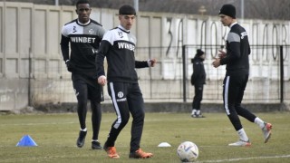 Локомотив Пловдив стартира четвъртата седмица от своята зимна подготовка Черно белите имаха