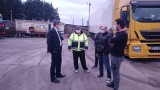 Консулът ни в Лондон посети блокираните български шофьори в Кент