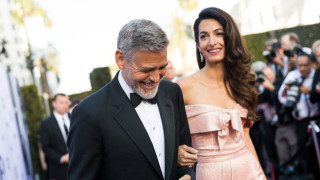 Както повечето известни личности и Джордж Клуни не разчита само