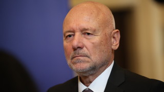 Новият редовен министър на отбраната Тодор Тагарев заяви че България