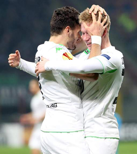 Волфсбург отново е втори