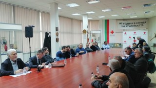 Общественици подкрепят Джамбазки за още един мандат в ЕП