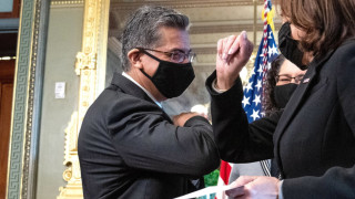 САЩ призоваха международните експерти да имат право да оценят източника