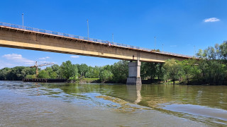 Нов мост на Дунав при сръбския град Бачка паланка на