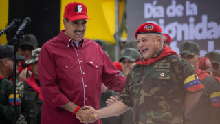Венецуела спря полетите до Колумбия преди изборите 