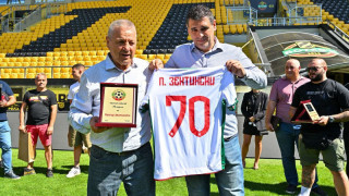 Няколко от най великите футболисти в историята на Ботев Пловдив мотивираха