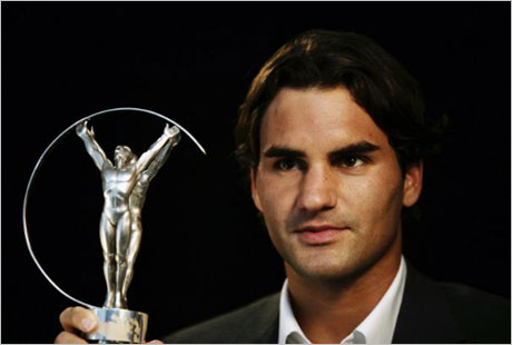 Федерер спортист №1 в света за трети път