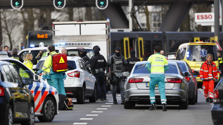 Няколко души са ранени при стрелба в централния холандски град