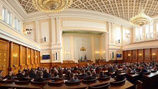 Парламентът прие Законопроект за допълнение на Кодекса за застраховането на