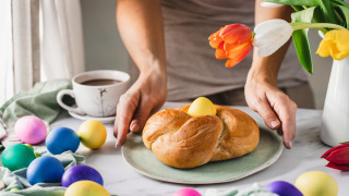 Великденският хляб е традиция която се спазва по света и