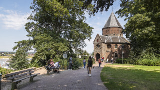 В източната част на Холандия само на 10 км от