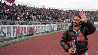 Бившият италиански нападател Игор Проти се бори с тежко заболяване