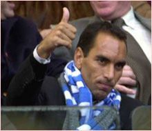 Едмундо може да продължи кариерата си в САЩ