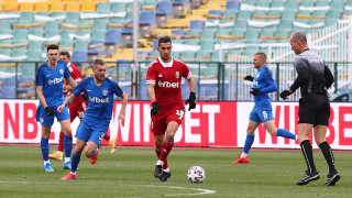 Ръководството на ФК ЦСКА 1948 търси варинати за нов старши