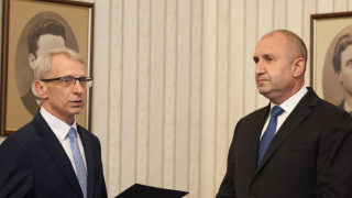 България е парламентарна република и е напълно нормално министър председателят Николай