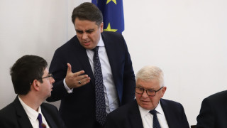 Шансът третият мандат за съставяне на правителство да отиде в