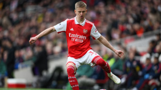 Футболистът на Арсенал Олександър Зинченко би преустановил футболната си кариера