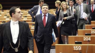 Барозу защити плана за налагане на европейски ценни книжа