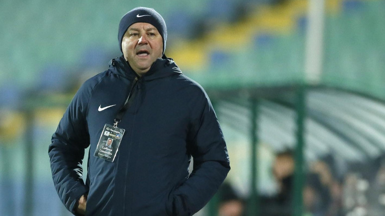 Треньорът на Левски подал оставка пред Спас Русев?