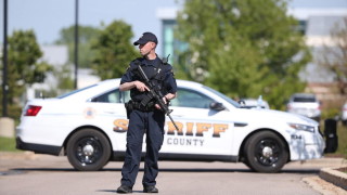 Кметът на Чикаго Брандън Джонсън подписа указ за противодействие на