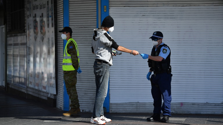 Блокадата в австралийския град Сидни бе удължена до края на
