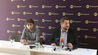 На магистратите се влияе като в махалите и гетата по избори, сигурен Иванов