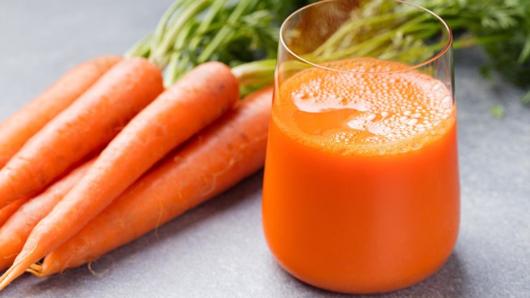 Сокът от моркови - здраве в чаша