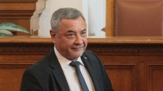 Валери Симеонов се обяви за закриване на НСО