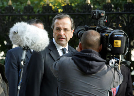 Гръцката десница настоява за избори до средата на април