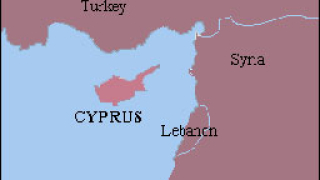 Външните министри на средиземноморските страни заседават в Кипър