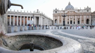 И Ватикана минава на воден режим съобщава Ройтерс Рестриктивната мярка