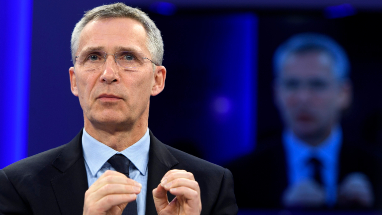 Шефът на НАТО пришпори Германия да харчи повече за военни нужди