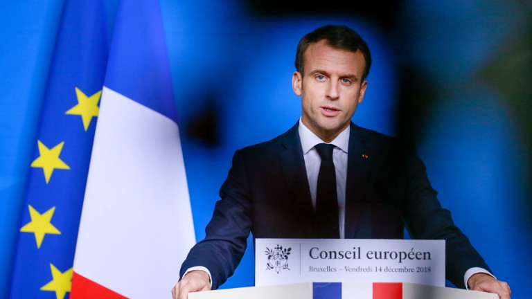 Ключов съветник напусна Макрон